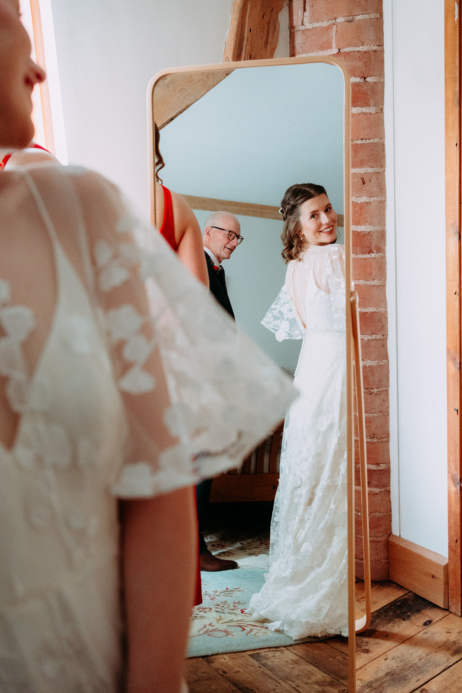 THE HAYBARN WEDDING PHOTOGRAPHY HEREFORDSHIRE 001 THE HAYBARN WEDDING PHOTOGRAPHY HEREFORDSHIRE 001